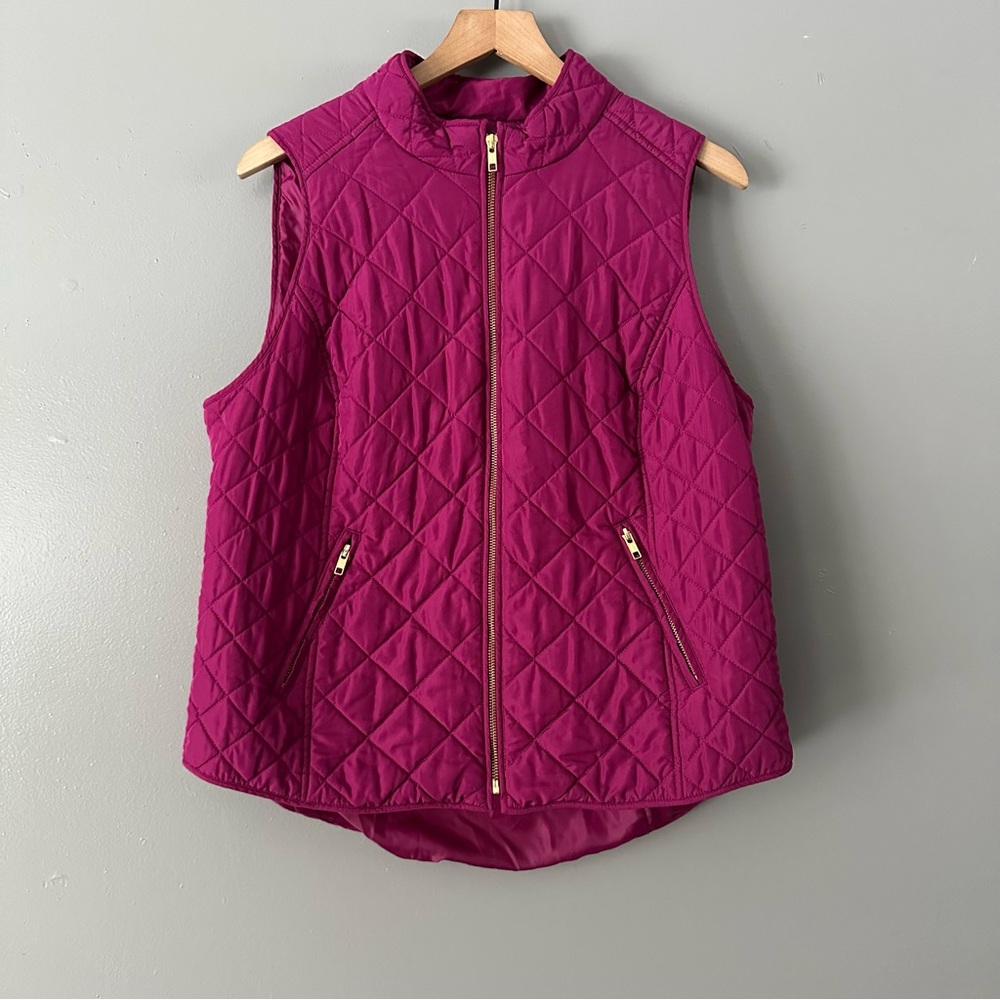 Crown & Ivy Quilted Women's Vest | Plum Purple